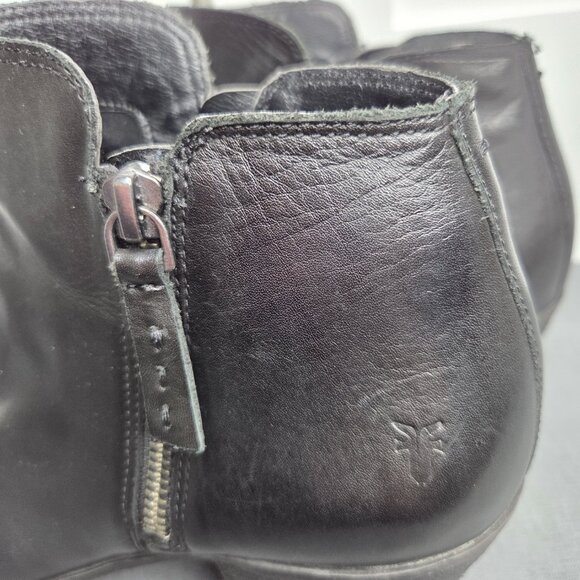 Frye Sacha Moto Shortie Black Italian Leather Bootie Ankle Boots Women's Size 8 - Picture 9 of 14